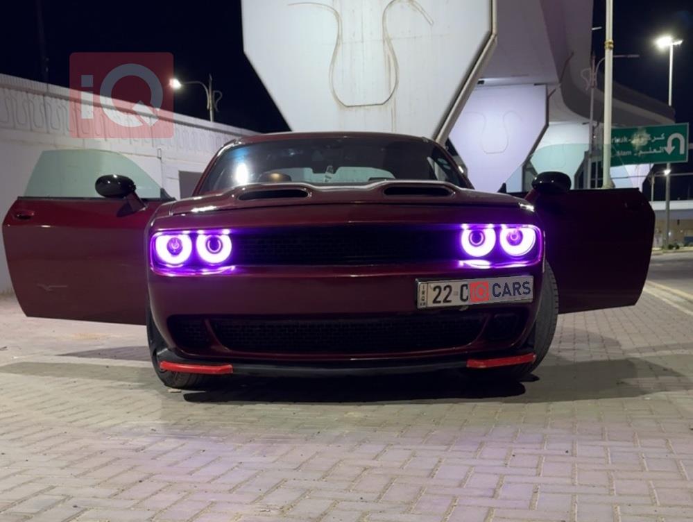 Dodge Challenger